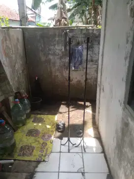 Tiang Display Gantungan Tas / Baju / Pakaian / Topi