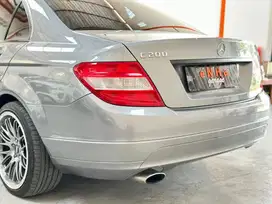 DP 4jt.. Mercedes Benz C200 CGI Classic A/T 2011.. eNHa garage Semaran