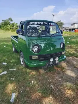 Mobil 1975 Mitsubishi Colt 120