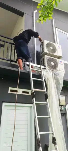 SERVICE AC BONGKAR PASANG AC