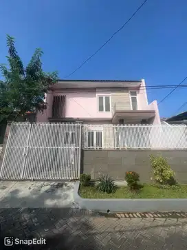 Rumah 2 Lantai Baru SHM Turun Harga di Semolo Siap Huni
