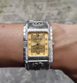 Jam tangan Geneva Japan