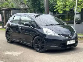 Honda Jazz RS AT 2009. City car murah meriah berkelas.