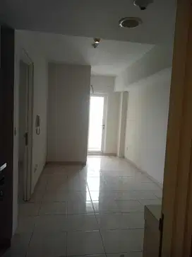 Dijual rugi Apartemen Springlake Tower Basella. Summarecon Bekasi.