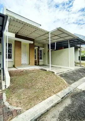 Dijual rumah sudah siap huni di legenda wisata 1/2 lantai