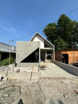 DI JUAL RUMAH DALAM KOMPLEK DGN DOUBLE DINDING SERTA FLAFON TINGGI