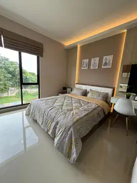Rumah 2 lantai pinggir jalan