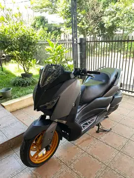 Yamaha Xmax tahun 2017 grey