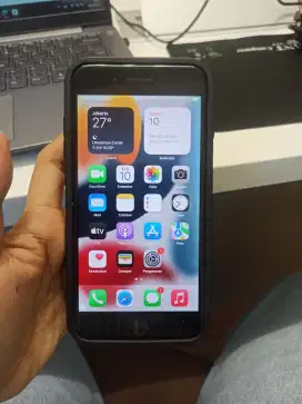 IP 7+ 128gb second minus layar berembun.
