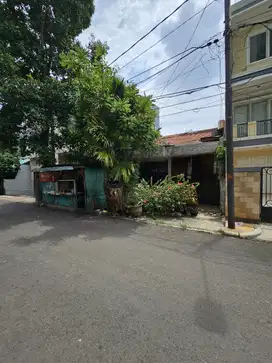 HITUNG TANAH! Rumah Setiabudi Dijual. Lingkungan Kantor, COCOK Kost