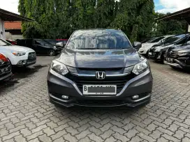 DP 3JT HRV E CVT 2017 LOW KM 50RB
