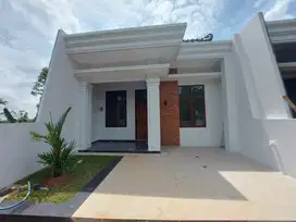DiJual Rumah SIAP HUNI 1LT SHM di Banyumanik Grafika Semarang Atas