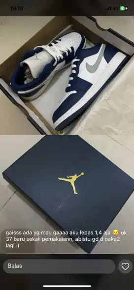 Air Jordan 1 Low Wolf Grey Midnight Navy