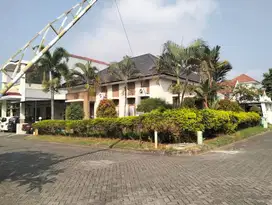 Rumah Hook hadap Timur di Graha Estetika Banyumanik, Semarang