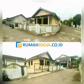 tanah dan bangunan rumah maguwoharjo strategis