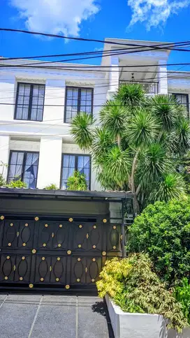 Dijual Rumah di Pondok Indah, Jakarta Selatan