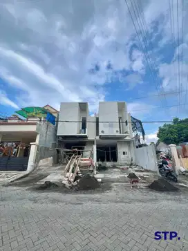 Dijual rumah baru mojoklanggru dekat unair
