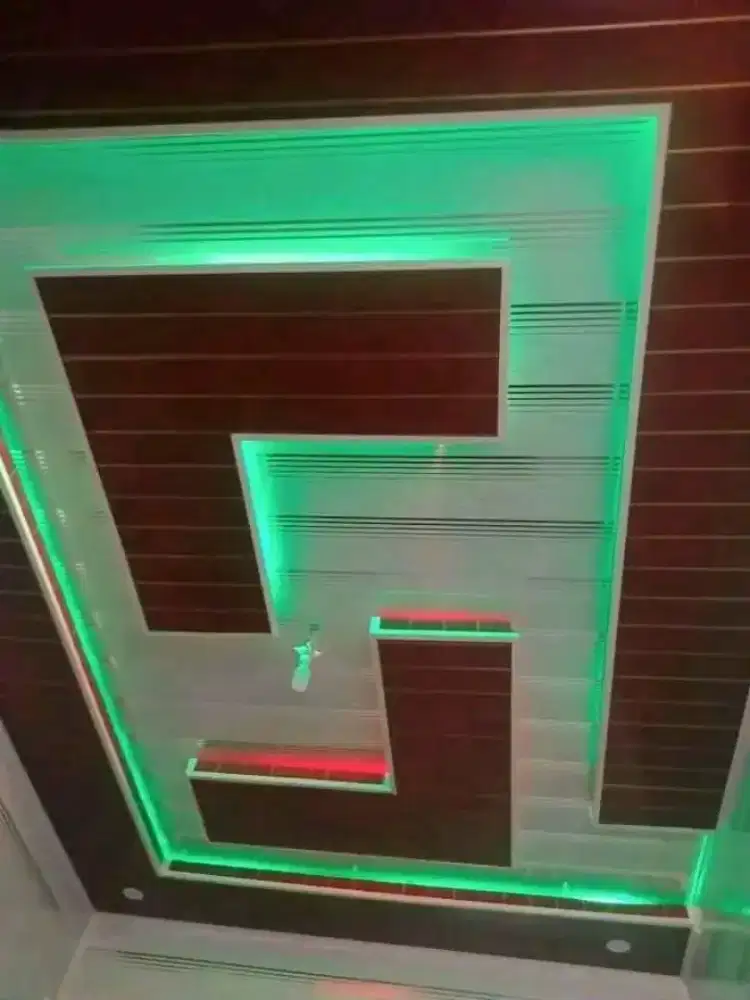 plavon PVC terpasang mewah moderen