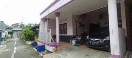 Rumah di Jl. Kauman Palebon dekat SUPERINDO Majapahit Semarang