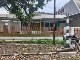 ‼️COCOK UNTUK KANTOR atau USAHA‼️ RUMAH KETINTANG GAYUNGAN GAYUNGSARI