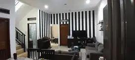 Dijual Rumah Tinggal di Jl. Suryalaya, Buah Batu, Bandung