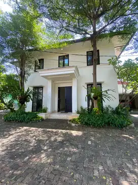 For Rent A Modern and Fabulous House on the compound of 4 houses