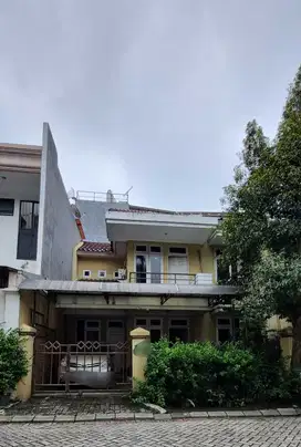 Jual Cepat Rumah 2 Lantai Siap Huni Lokasi di Kembangan Jakarta Barat