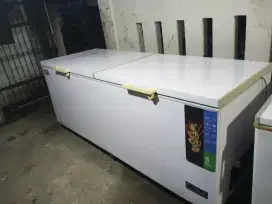 freezer bok merek RSA kapasitas 1200 liter