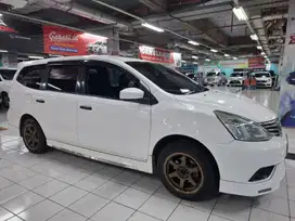 GRAND LIVINA SV MT 2018 putih