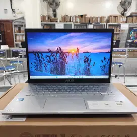 Asus Vivobook A409M N4020 RAM 4GB SSD 256GB Keyboard Backlight Mulus