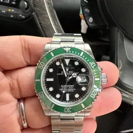 Rolex sumariner starbucks