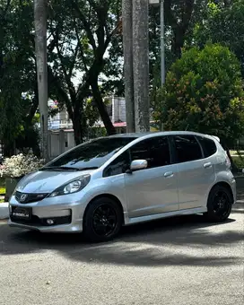 HONDA JAZZ RS AT 2013