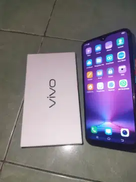 Vivo Y17 ram 8/256 fullset kondisi normal mulus