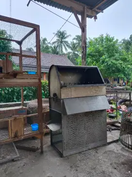 Alat Perontok Padi / Alat Panen