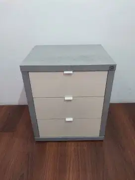 kabinet laci 3 pintu chest of drawers 3 grey white