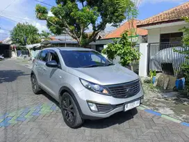 KIA SPORTAGE 2.0 SE MATIC ISTIMEWA BBN PLAT  L SURABAYA