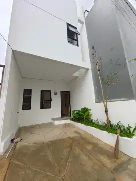 Sewa Rumah Baru ciracas