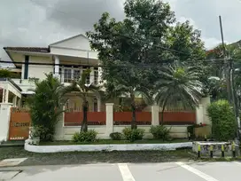 Dijual Rumah Murah dan Mewah Sisi Jalan Raya diPangadegan Barat JakSel