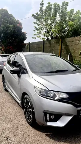 Honda Jazz Rs At Matic 2016 Silver - Matic - KM Rendah - Full Ori