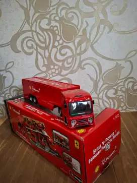 Mainan mobil truk anak