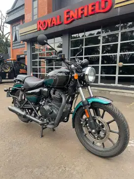 Royal Enfield Meteor 350 Fireball 2023