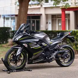 KAWASAKI NINJA 250 FI ABS SE 2017 GREY KM 8K SIAP GASPOL