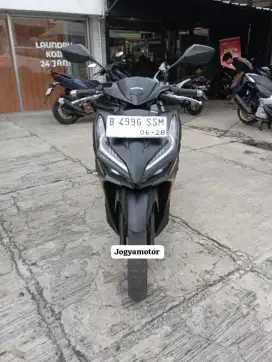 Honda vario 125 keyless th 2023 plat jaksel