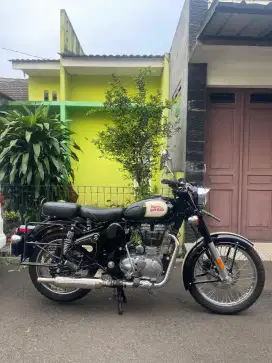 Royal Enfield Classic 500 classic black 2021
