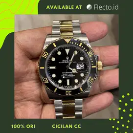 Rolex Submariner Date 41 Stainless Steel / Yellow Gold / Black