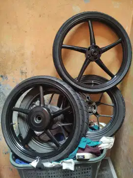Cari pekerjaan apa saja pulang sore