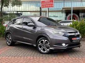 [KM90RB][TGNKE1] HRV HR-V Prestige Panoramic sunroof 2017