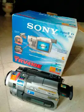 Sony digital 8 handycham camera