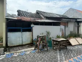 Rumah Hitung tanah Lokasi Strategis di Perum Bluru Permai Sidoarjo