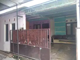 Dijual Rumah Siap Huni Harga Sangat Murah Lokasi Tasikmadu Karanganyar